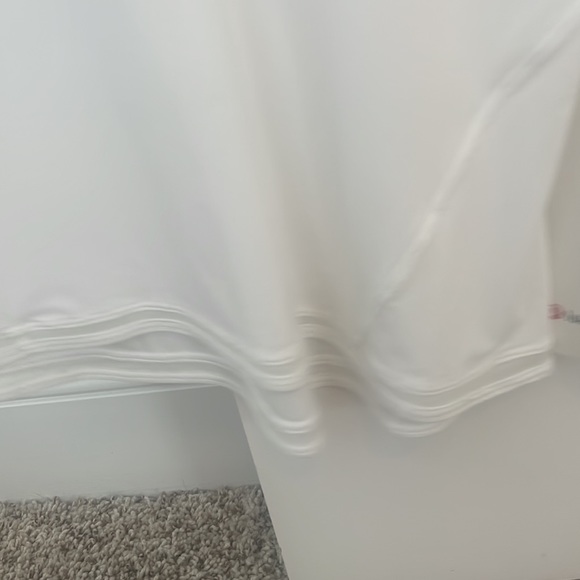 Luluemon Top - Picture 2 of 4